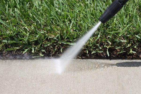 Cost of Sidewalk Cleaning in Lehigh Acres