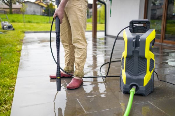 Cost of Porch Pressure Washing in Lehigh Acres