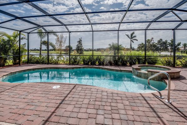 Cost of Pool Enclosure Cleaning in Lehigh Acres