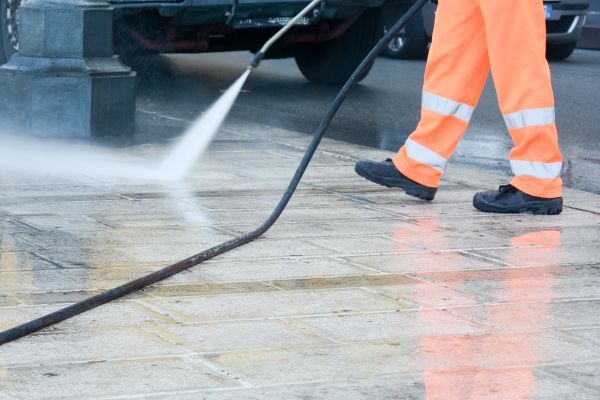 Cost of Concrete Jet Washing in Lehigh Acres