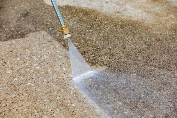 Cost of Driveway Pressure Cleaning in Lehigh Acres
