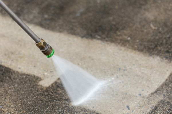 Cost of Concrete Patio Cleaning in Lehigh Acres