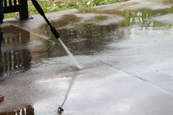 Cost of Concrete Deck Cleaning in Lehigh Acres