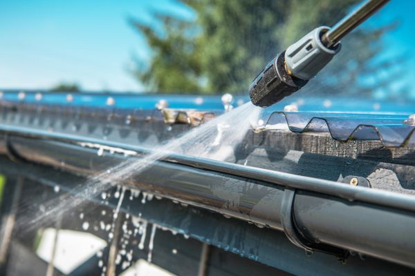 Cost of Gutter Jet Washing in Lehigh Acres