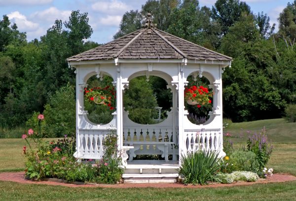 Cost of Gazebo Cleaning in Lehigh Acres
