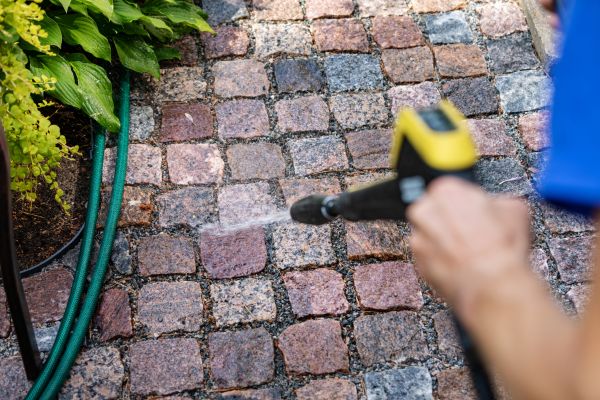 Cost of Paver Sidewalk Cleaning in Lehigh Acres