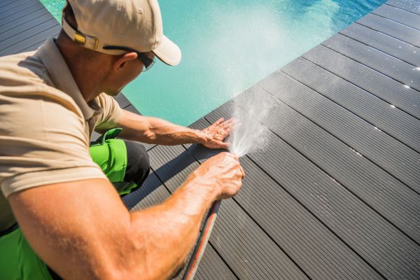 Cost of Pool Area Power Washing in Lehigh Acres